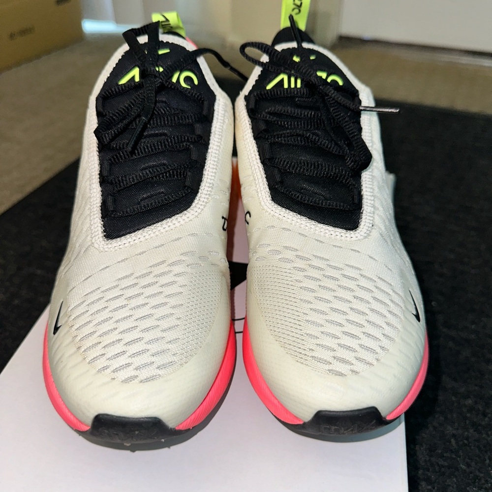 Sold! - Picture 7 of 14